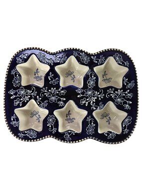 Temp-tations by Tara 6-cup Muffin & Cupcake Pan in Blue Floral Lace Pattern